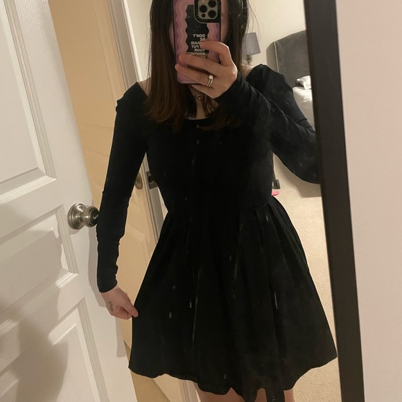 aritzia black dress